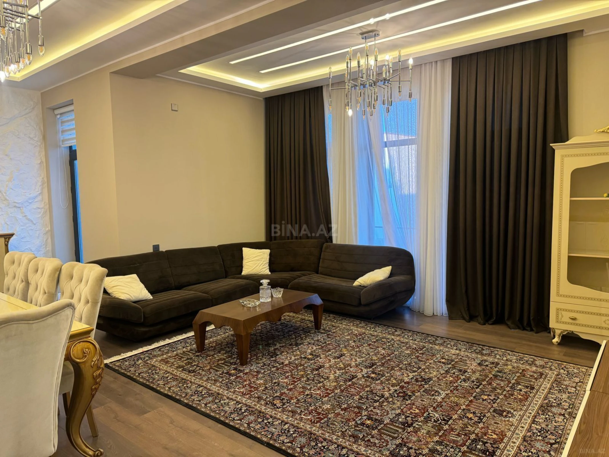 Kirayə verilir 4 otaqlı həyət evi 250 m²