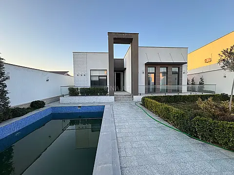 Kirayə verilir 4 otaqlı həyət evi 250 m² — Bakı, Mərdəkan 4 otaq 250.00 m²