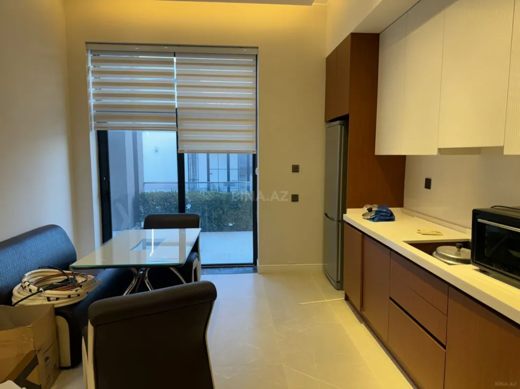 Kirayə verilir 4 otaqlı həyət evi 250 m²