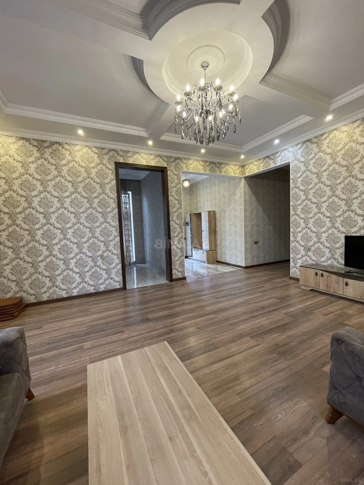 Kirayə verilir 4 otaqlı həyət evi 250 m²