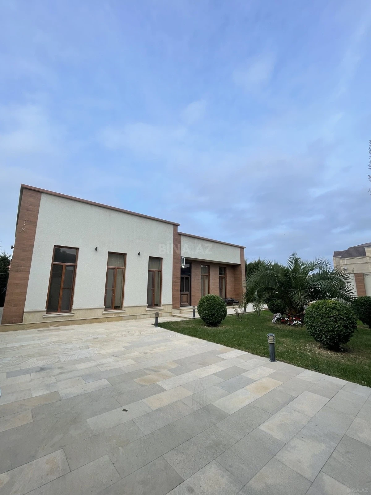 Kirayə verilir 4 otaqlı həyət evi 250 m²