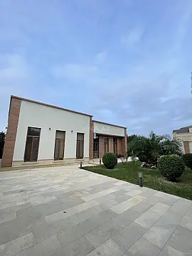 Kirayə verilir 4 otaqlı həyət evi 250 m²