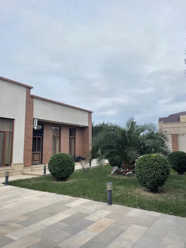 Kirayə verilir 4 otaqlı həyət evi 250 m²