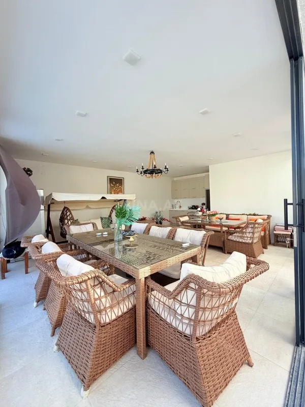 Kirayə verilir 5 otaqlı həyət evi 350 m²