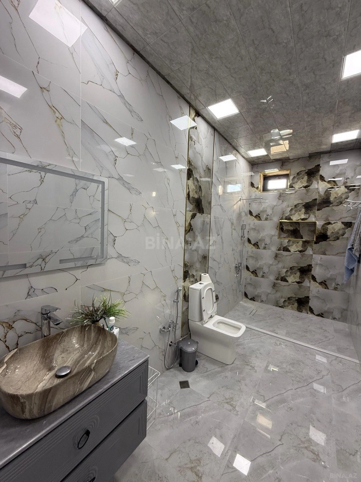 Kirayə verilir 5 otaqlı həyət evi 350 m²