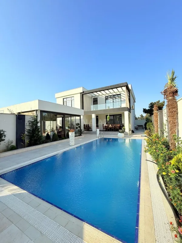 Kirayə verilir 5 otaqlı həyət evi 350 m²