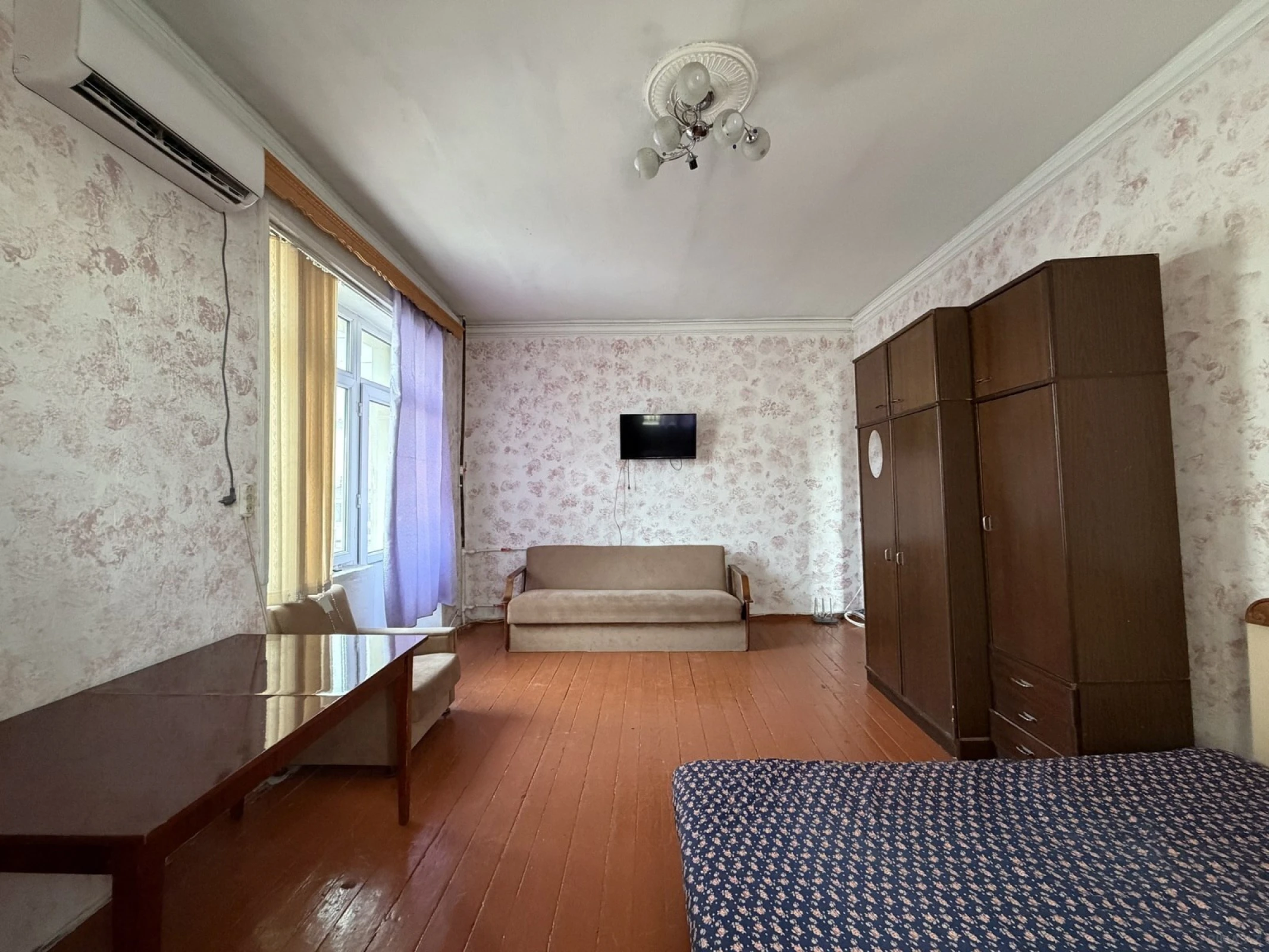 Satılır 1 otaqlı mənzil 45 m²