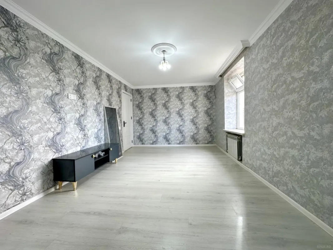 Satılır 3 otaqlı mənzil 45 m²
