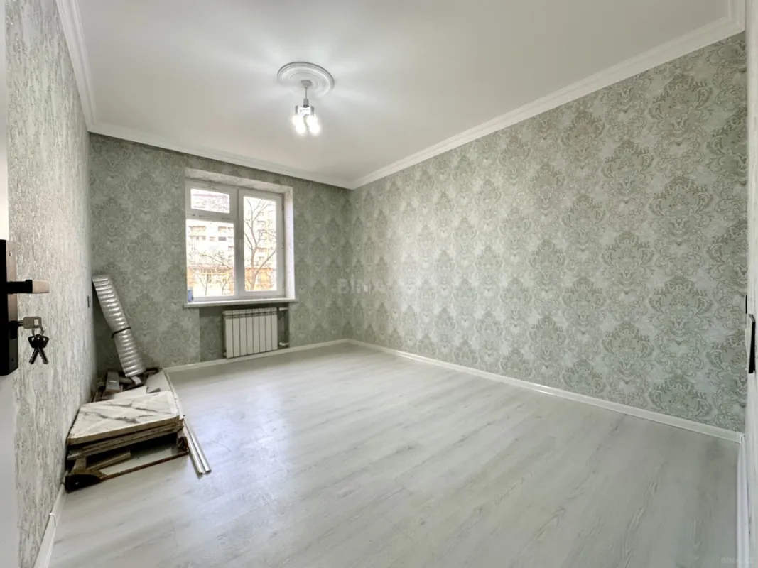 Satılır 3 otaqlı mənzil 45 m²