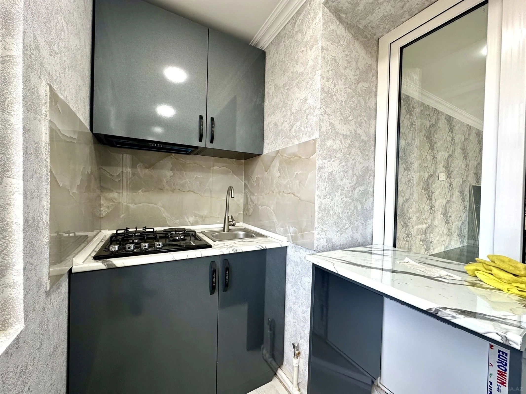 Satılır 3 otaqlı mənzil 45 m²