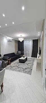 Satılır 2 otaqlı mənzil 98 m²