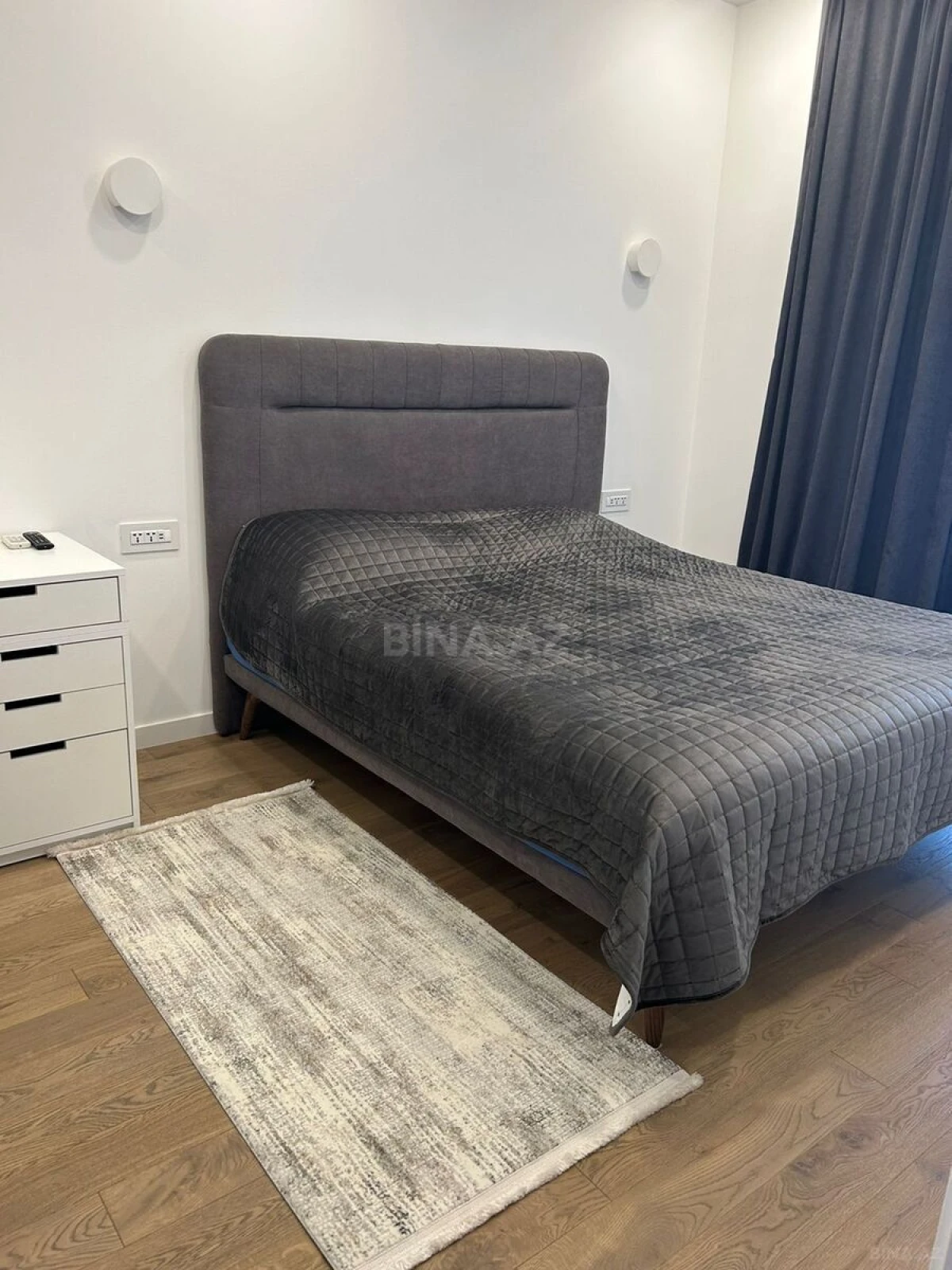 Satılır 3 otaqlı mənzil 98 m²