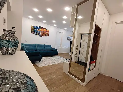Satılır 3 otaqlı mənzil 98 m²