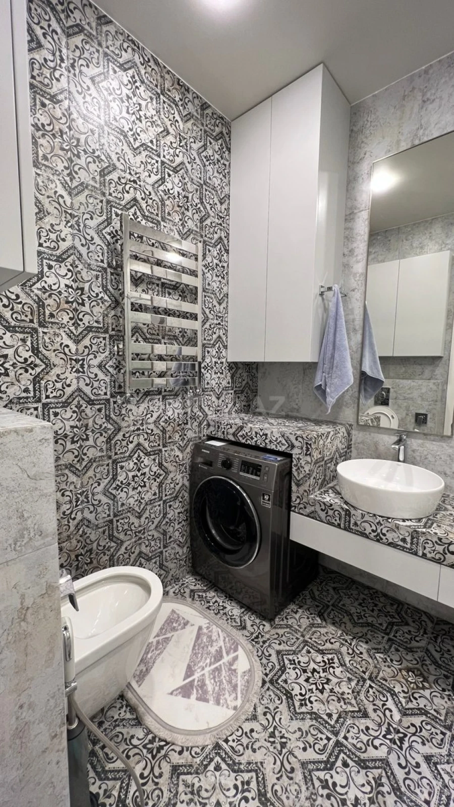Satılır 3 otaqlı mənzil 98 m²