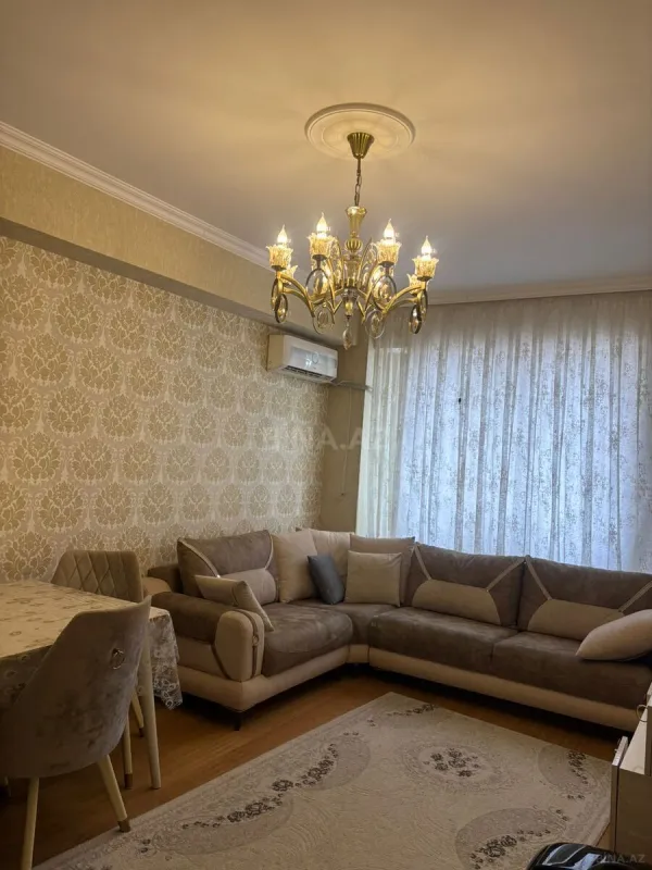 Satılır 2 otaqlı mənzil 62 m²