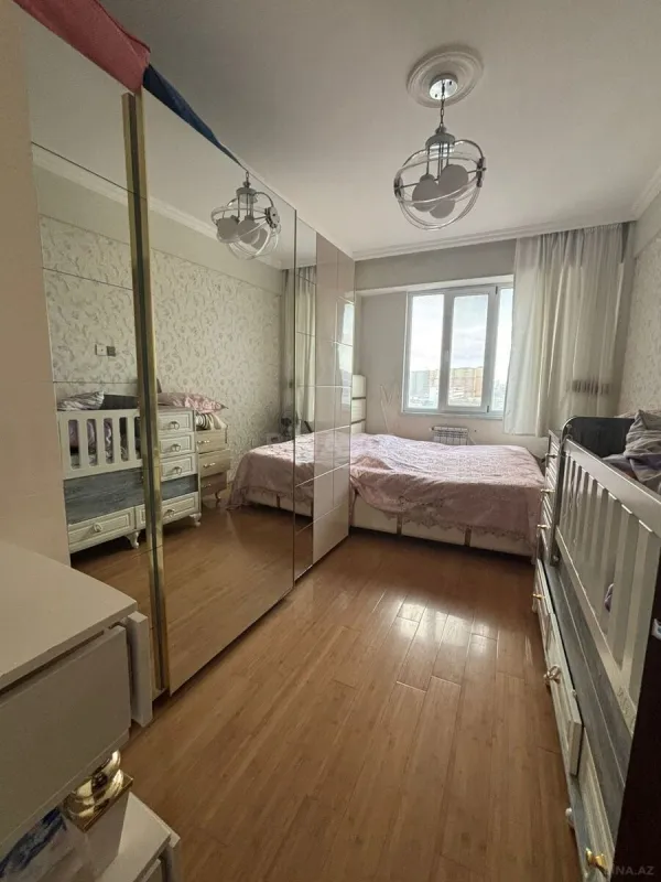 Satılır 2 otaqlı mənzil 62 m²