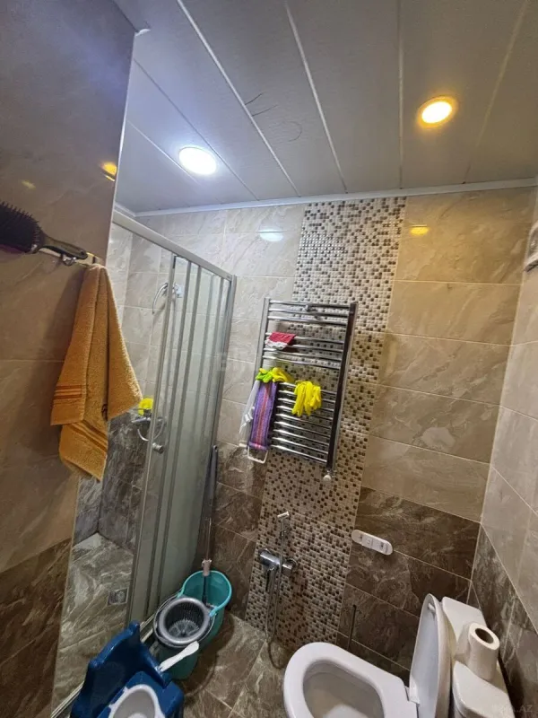 Satılır 2 otaqlı mənzil 62 m²