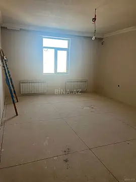 Satılır 4 otaqlı mənzil 202 m²
