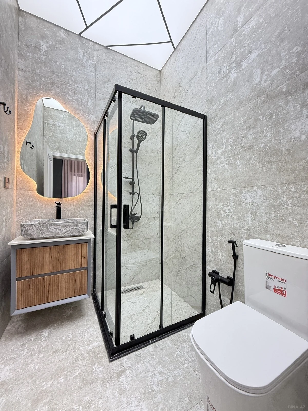 Satılır 4 otaqlı həyət evi 160 m²