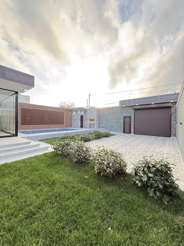 Satılır 4 otaqlı həyət evi 160 m²