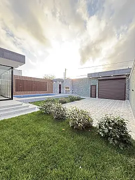 Satılır 4 otaqlı həyət evi 160 m²