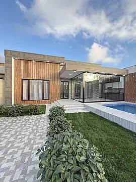 Satılır 4 otaqlı həyət evi 160 m²