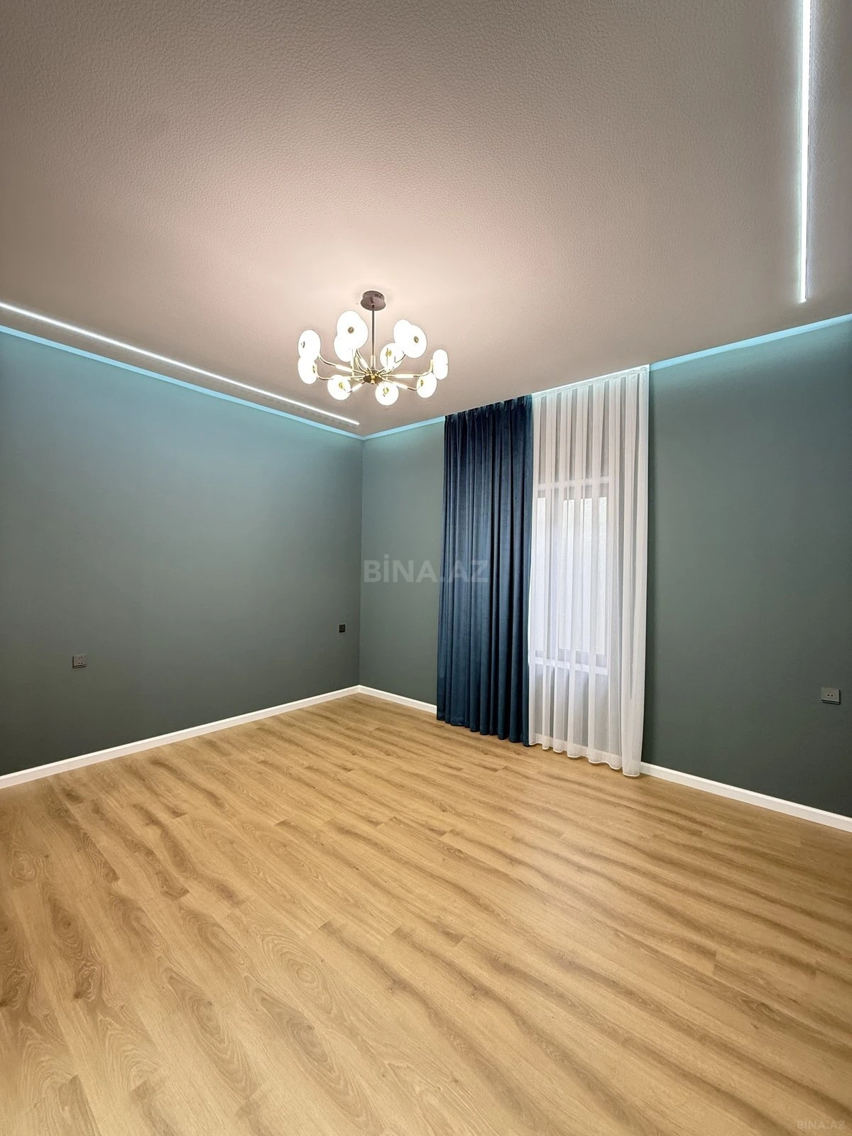 Satılır 4 otaqlı həyət evi 160 m²