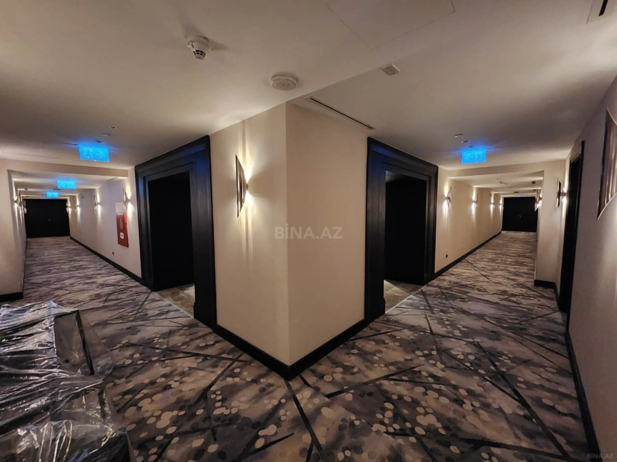 Kirayə verilir 2 otaqlı mənzil 92 m²