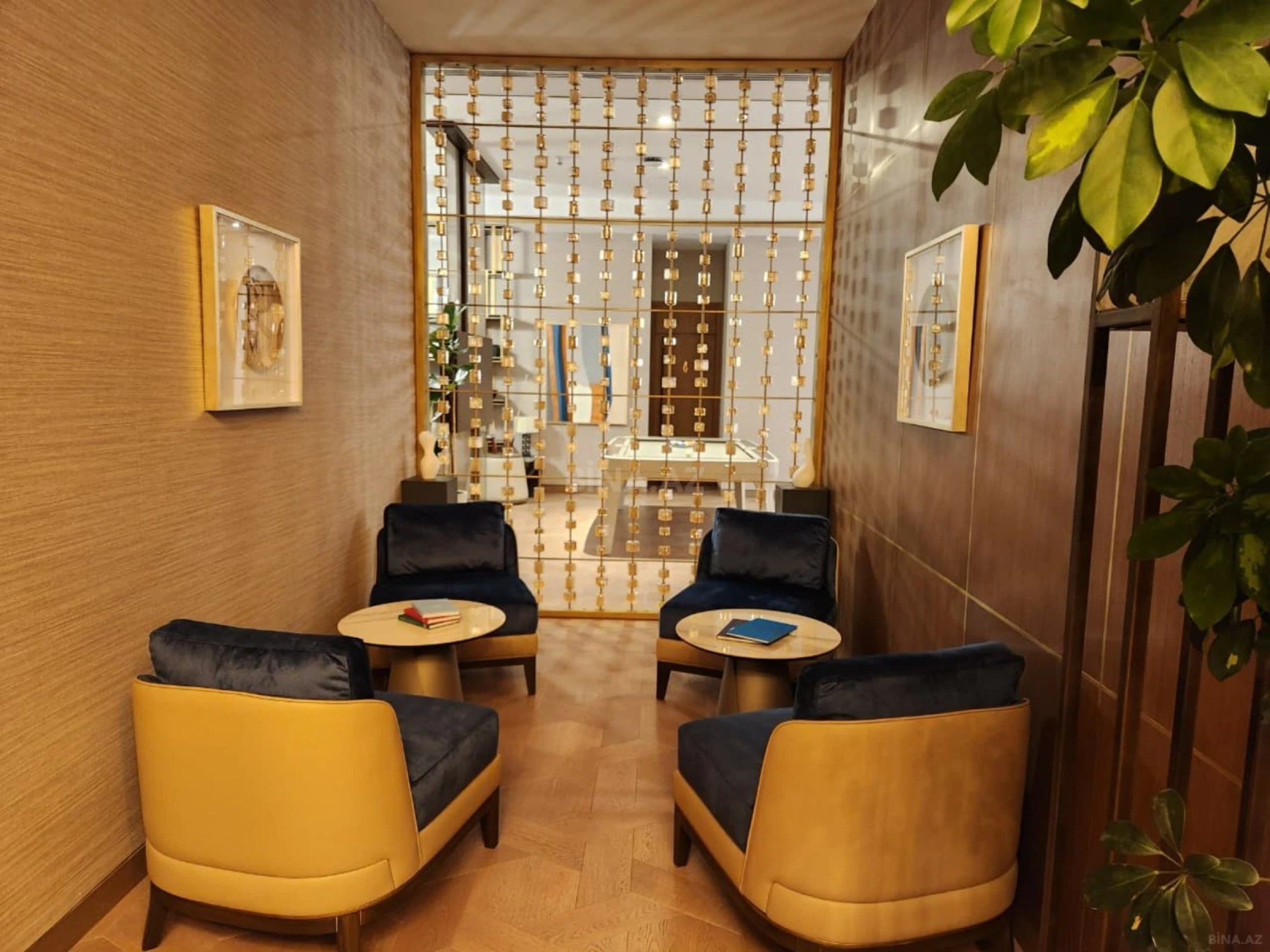 Kirayə verilir 2 otaqlı mənzil 92 m²