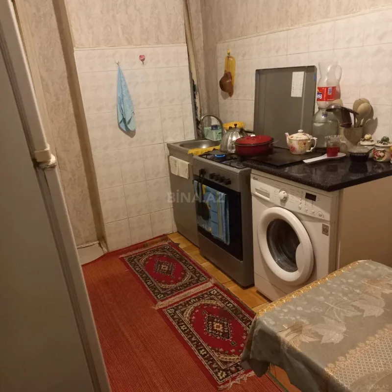 Satılır 4 otaqlı mənzil 95 m²