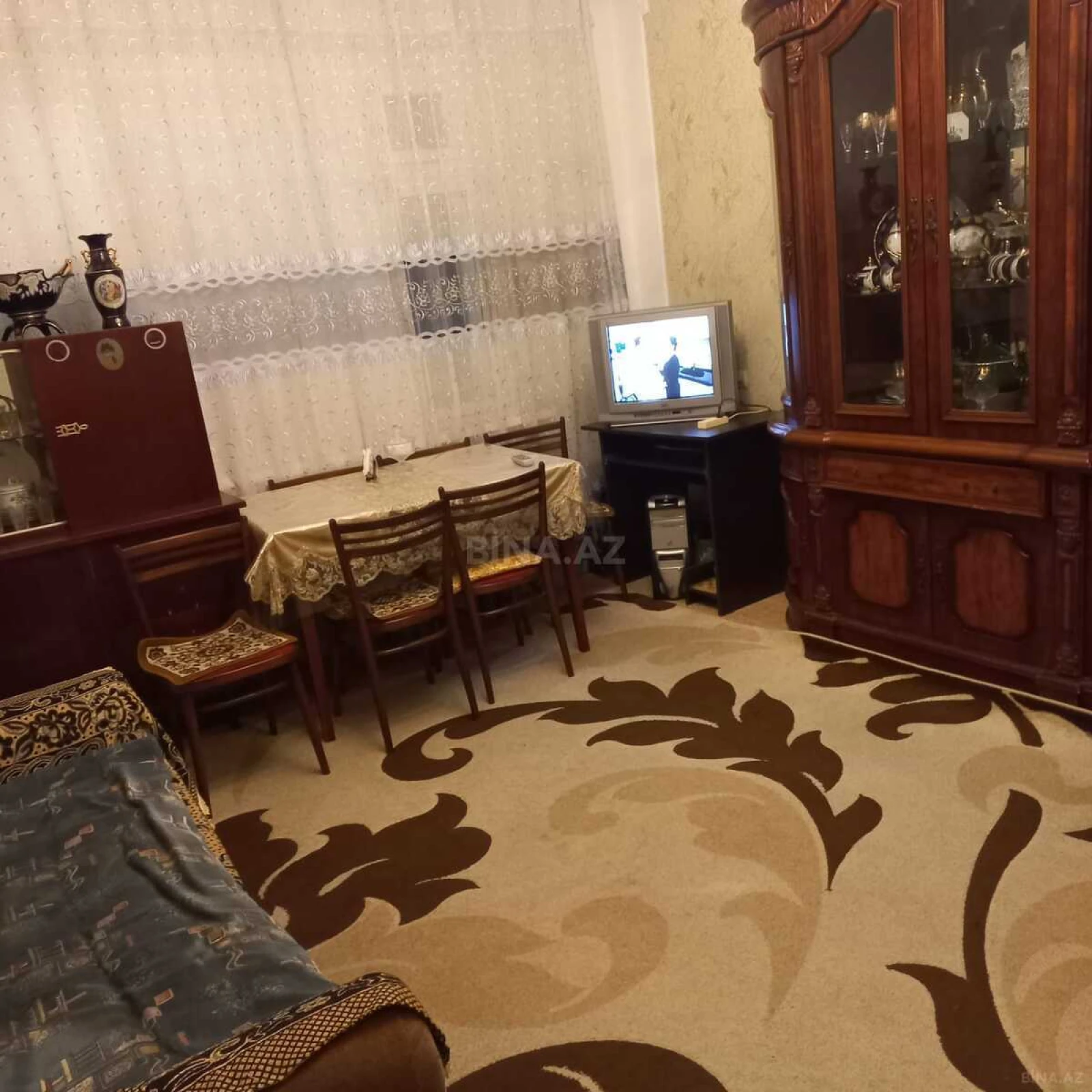 Satılır 4 otaqlı mənzil 95 m²
