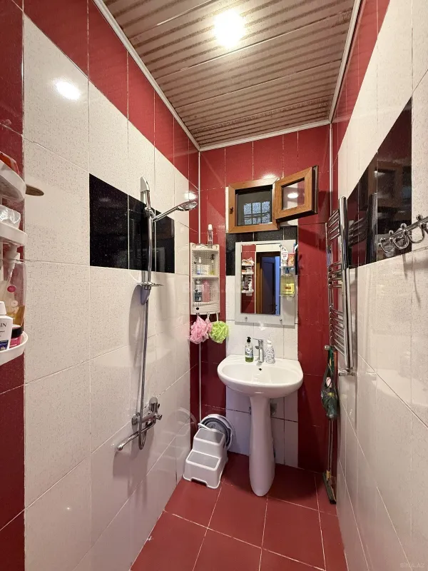 Satılır 4 otaqlı həyət evi 110 m²