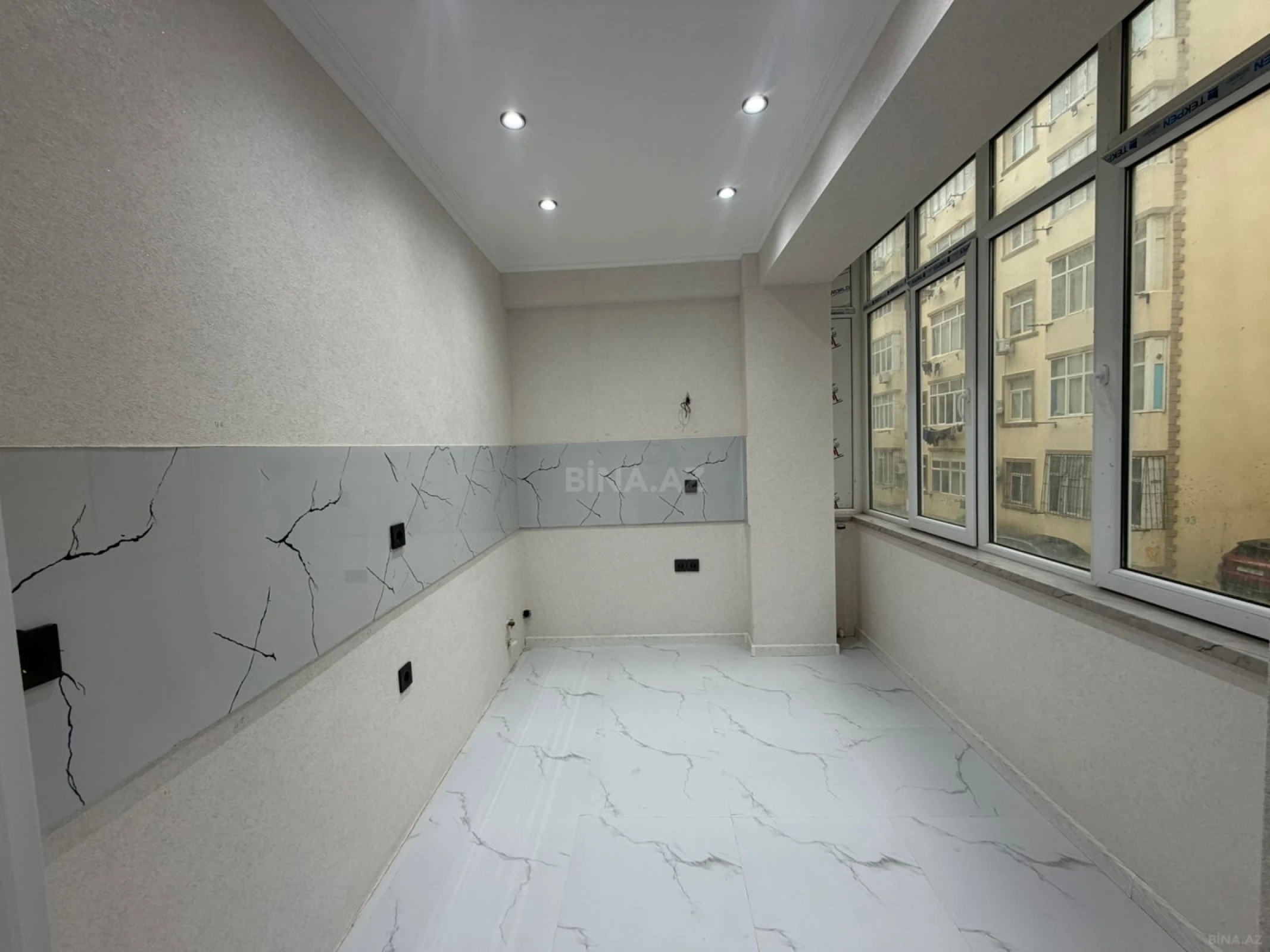 Satılır 2 otaqlı mənzil 59 m²