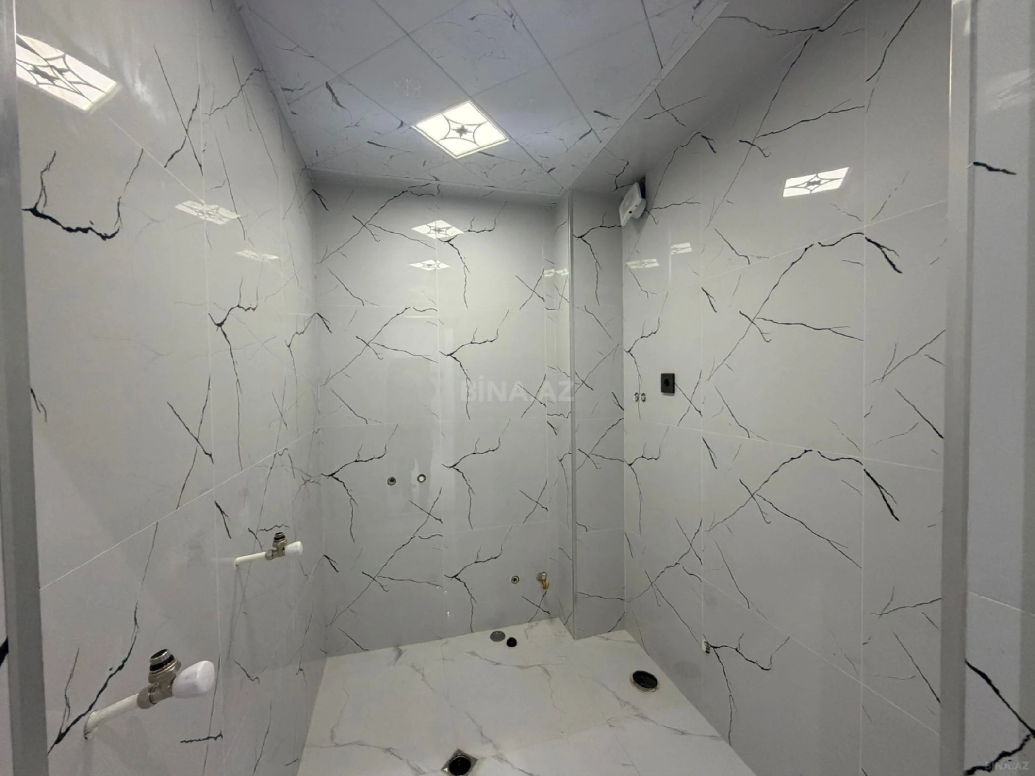 Satılır 2 otaqlı mənzil 59 m²