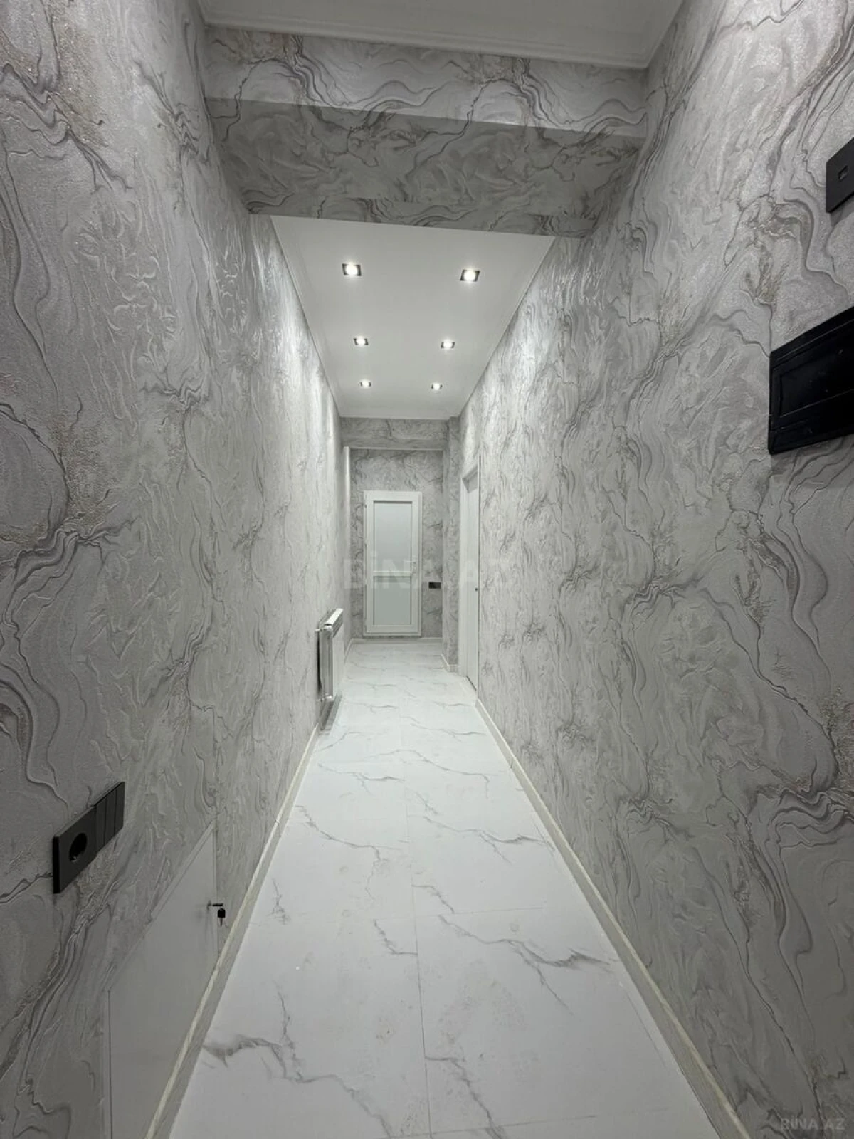 Satılır 2 otaqlı mənzil 59 m²