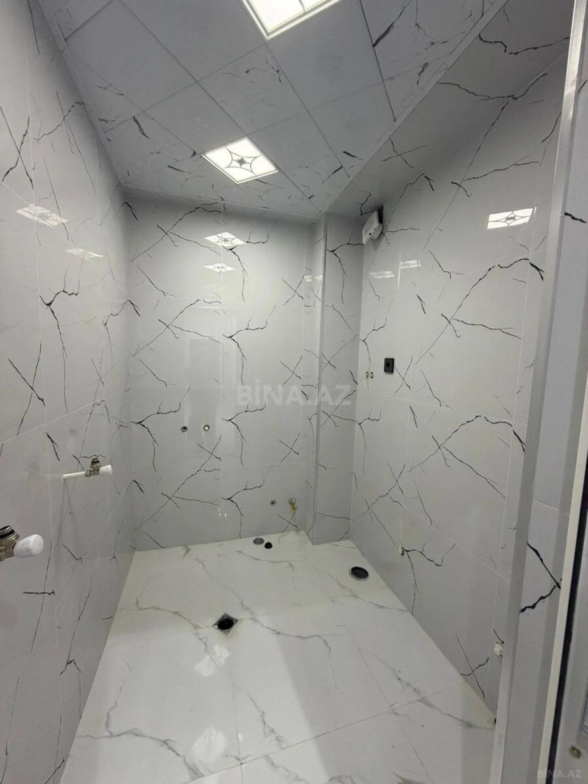 Satılır 2 otaqlı mənzil 59 m²