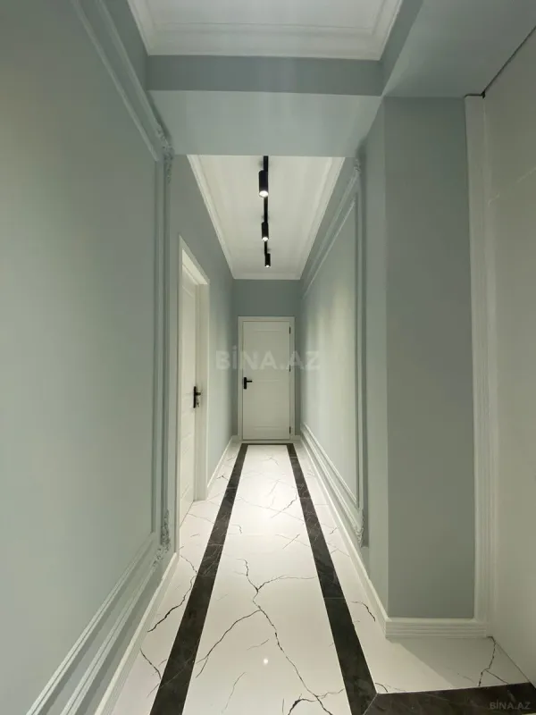 Satılır 3 otaqlı mənzil 160 m²