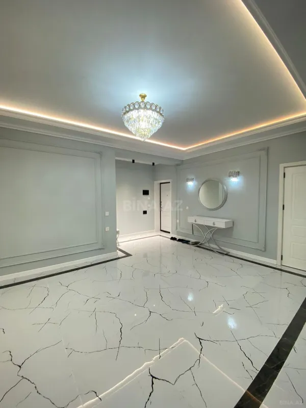Satılır 3 otaqlı mənzil 160 m²