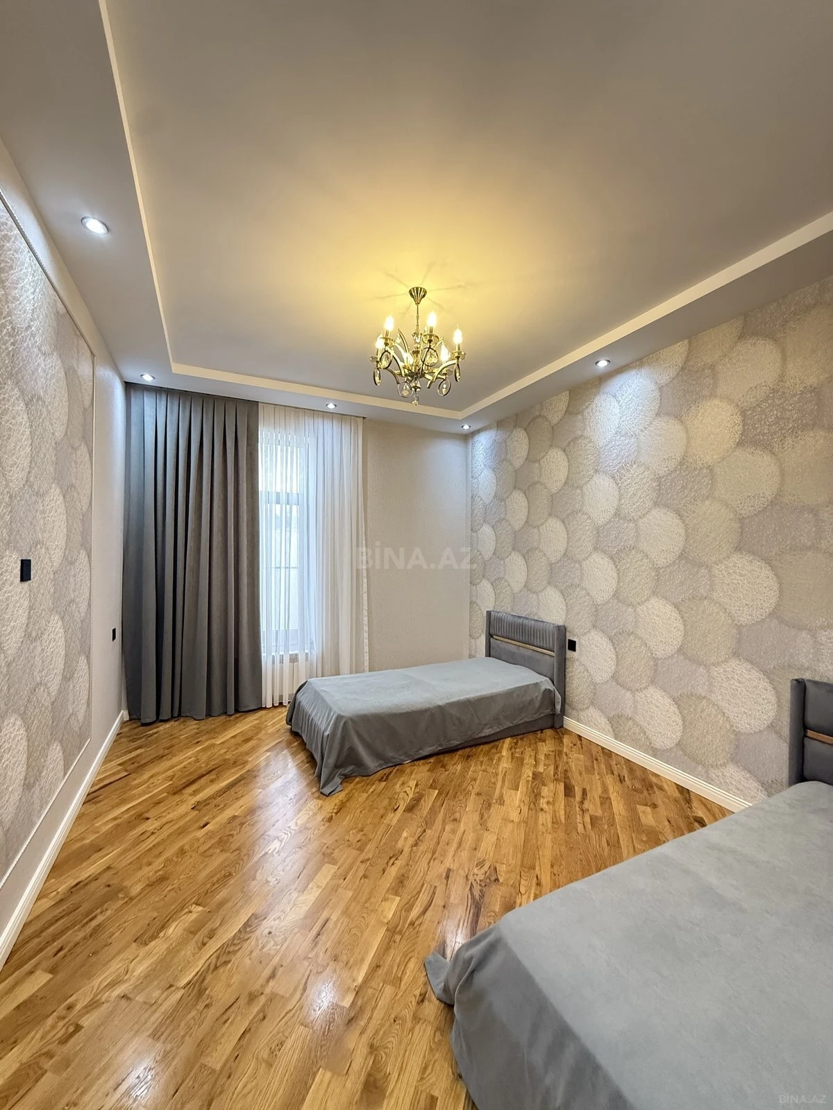 Satılır 4 otaqlı həyət evi 140 m²