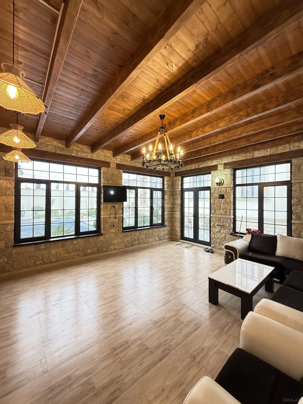 Satılır 4 otaqlı həyət evi 140 m²