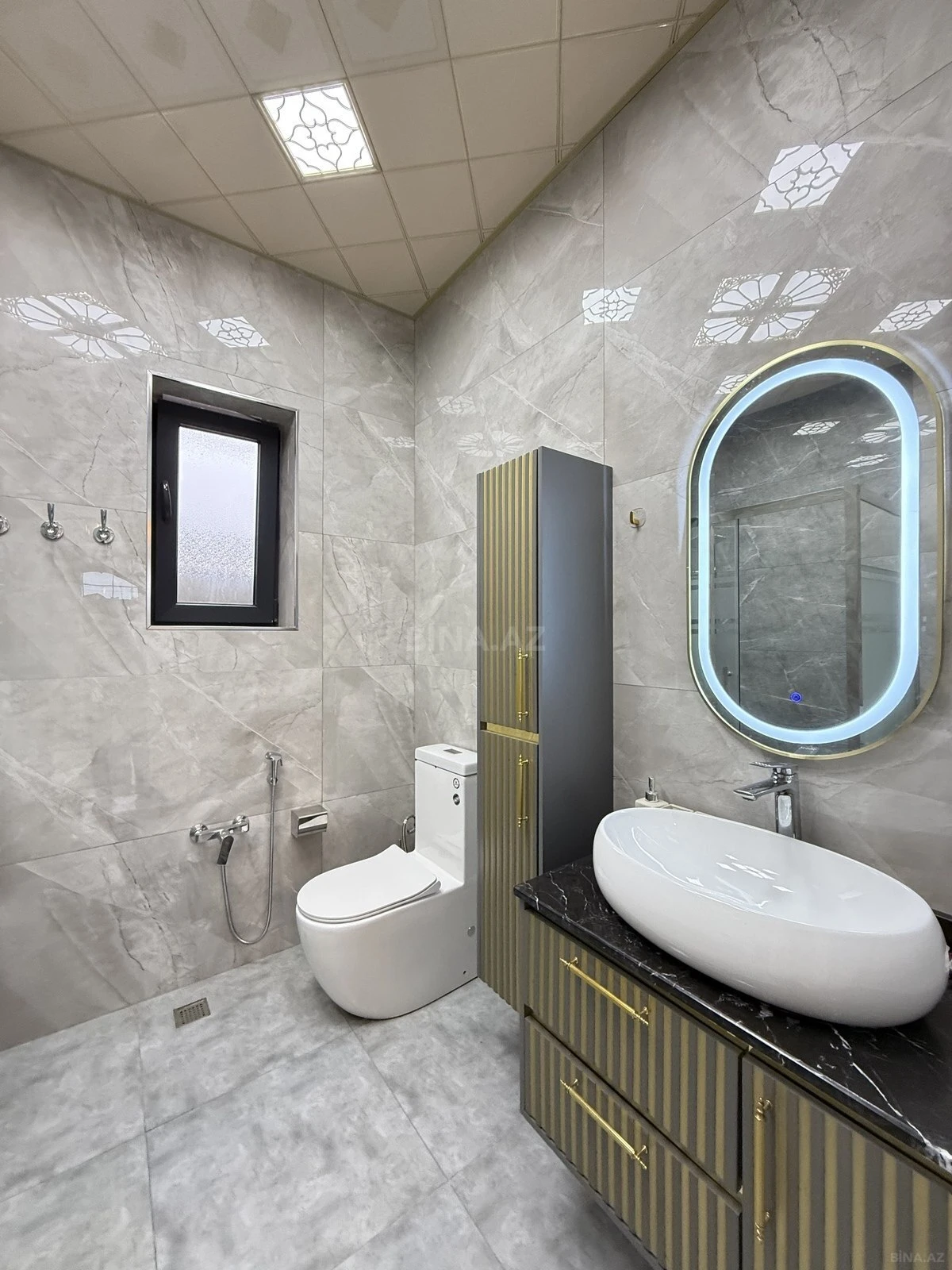 Satılır 4 otaqlı həyət evi 140 m²