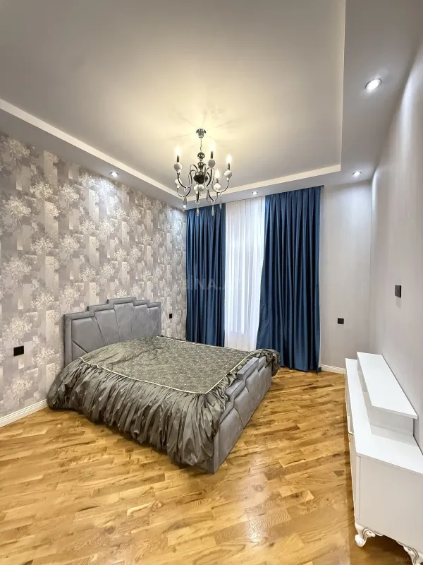 Satılır 4 otaqlı həyət evi 140 m²