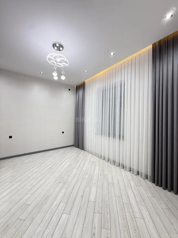 Satılır 4 otaqlı həyət evi 160 m²