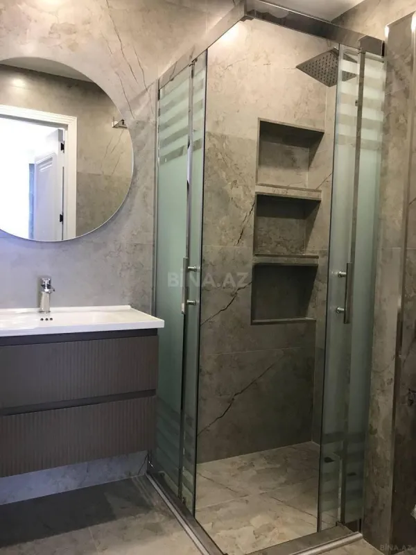 Kirayə verilir 3 otaqlı mənzil 127 m²