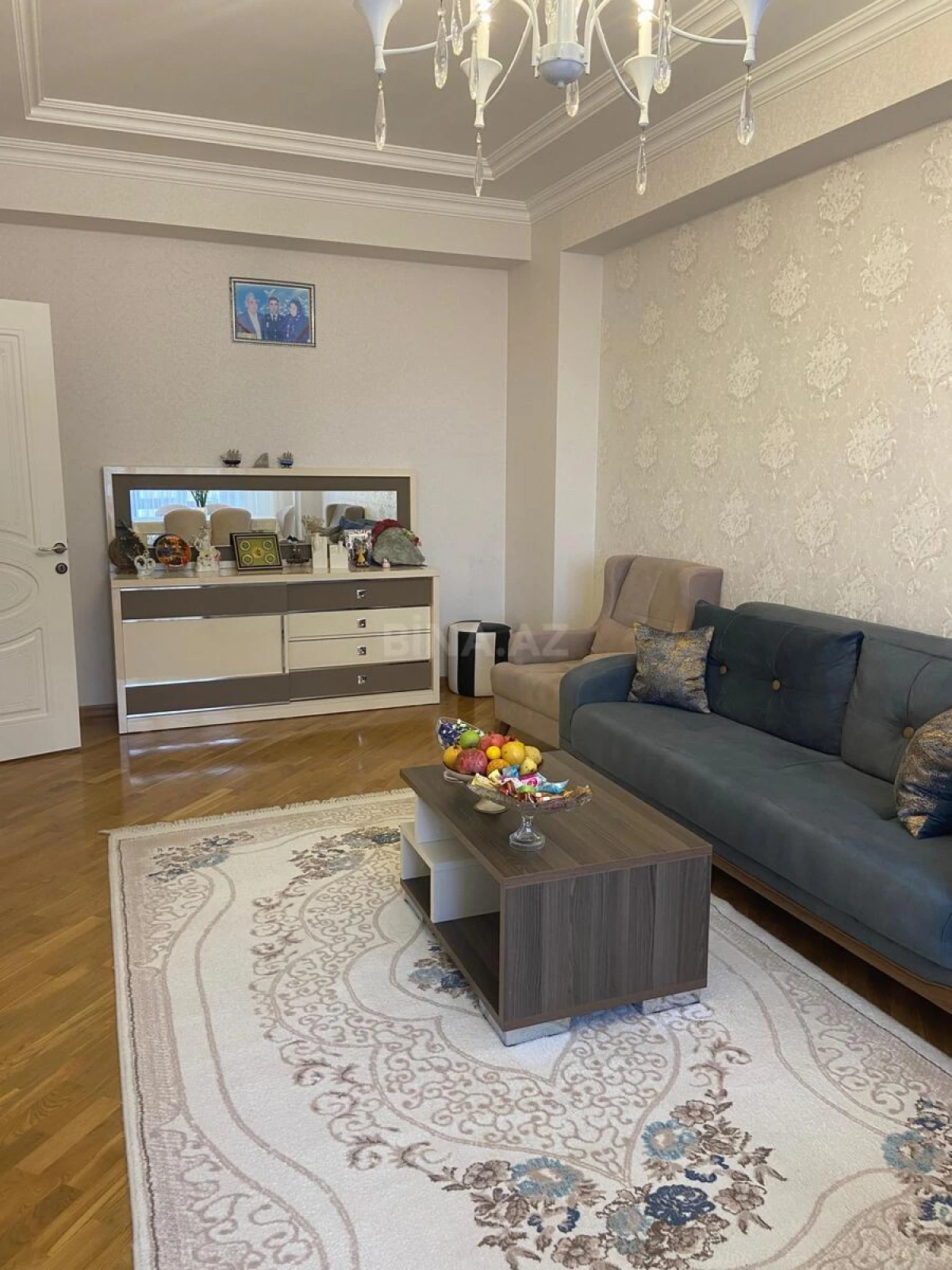 Satılır 3 otaqlı mənzil 120 m²