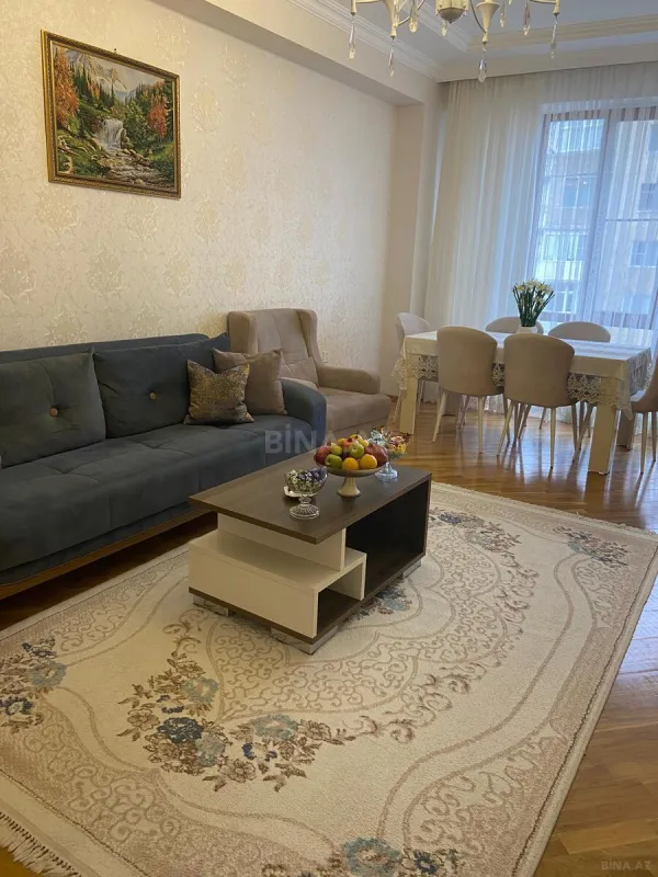 Satılır 3 otaqlı mənzil 120 m²