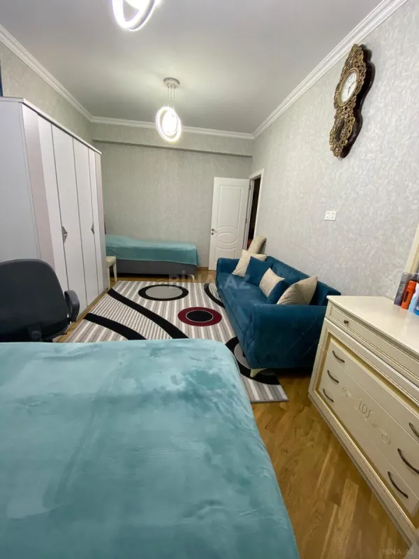 Satılır 3 otaqlı mənzil 120 m²