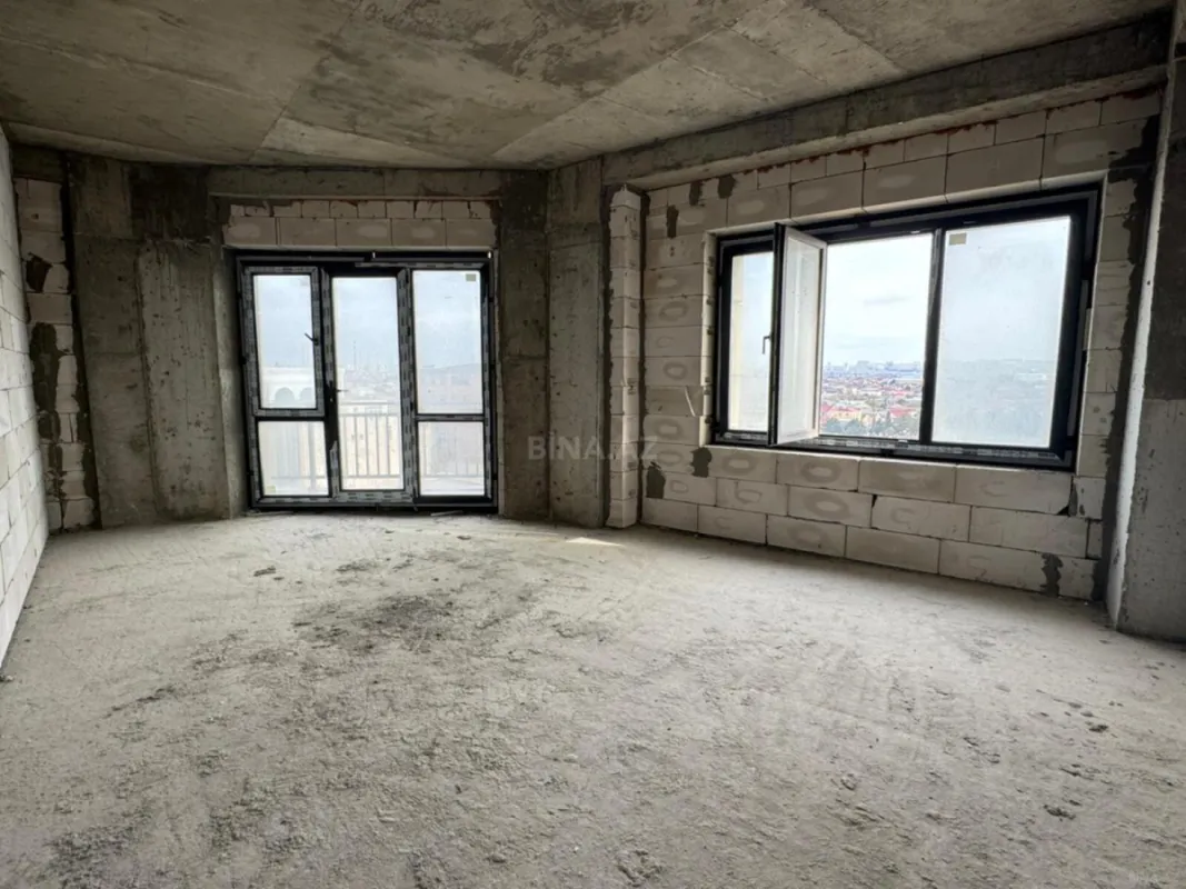 Satılır 2 otaqlı mənzil 98 m²