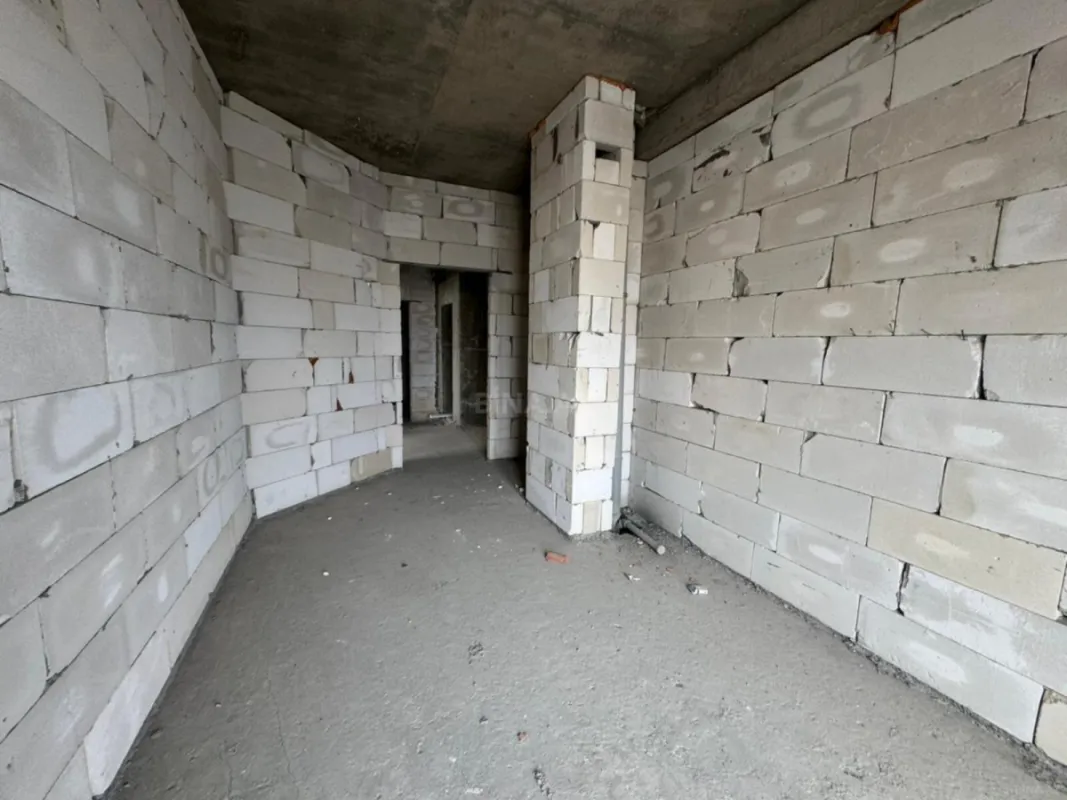 Satılır 2 otaqlı mənzil 98 m²