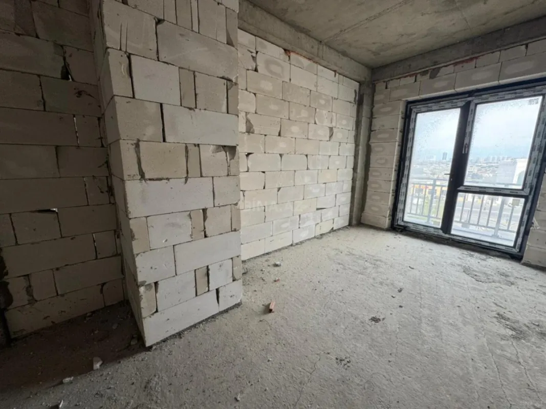 Satılır 2 otaqlı mənzil 98 m²